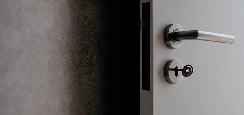 Front Door Handle Repair And Installation in Mead Valley, CA